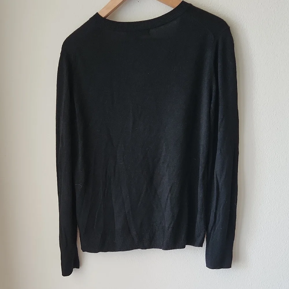 Banana Republic Black High V-neck Lightweight Sweater Long Sleeve Sz S/M Preppy
